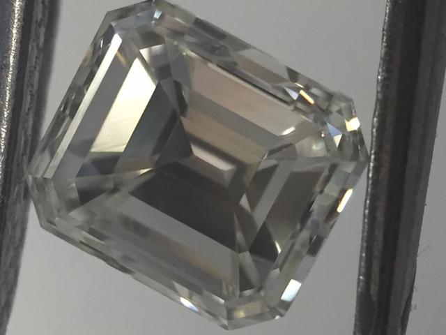EGL 1.01 H-VS1 Emerald Diamond