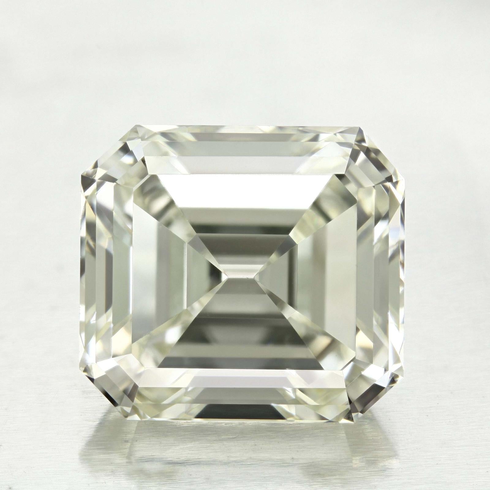 EGL 6.21 H-VS1 Emerald Diamond