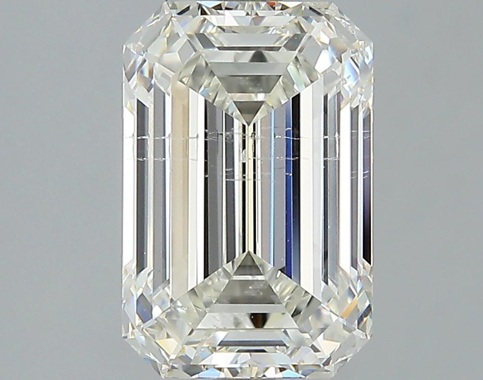 GIA 3.1 H-SI2 Emerald Diamond