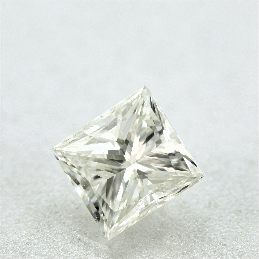 GIA 1.5 I-VS2 Princess Diamond