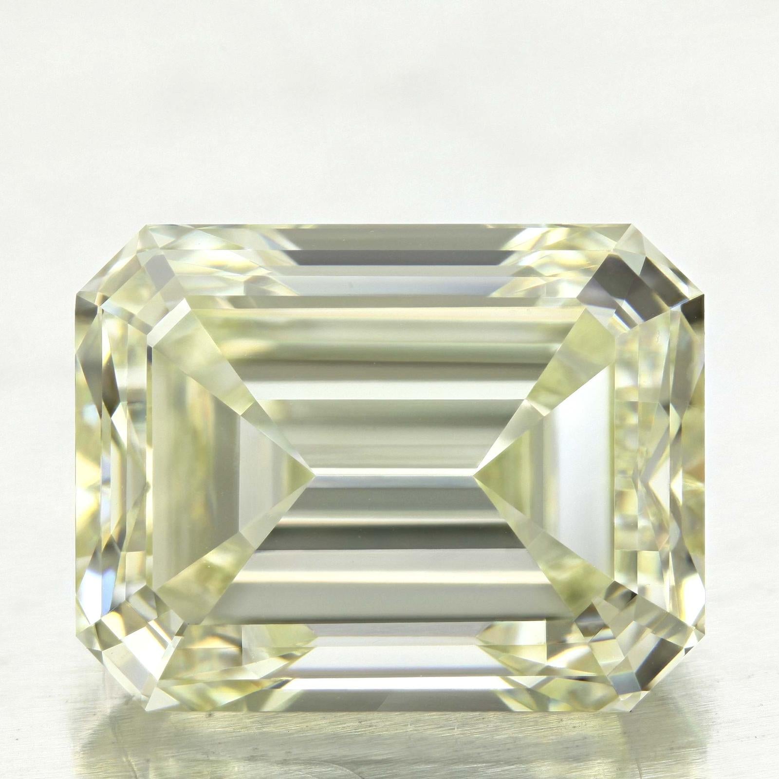 EGL 7.36 H-VS1 Emerald Diamond