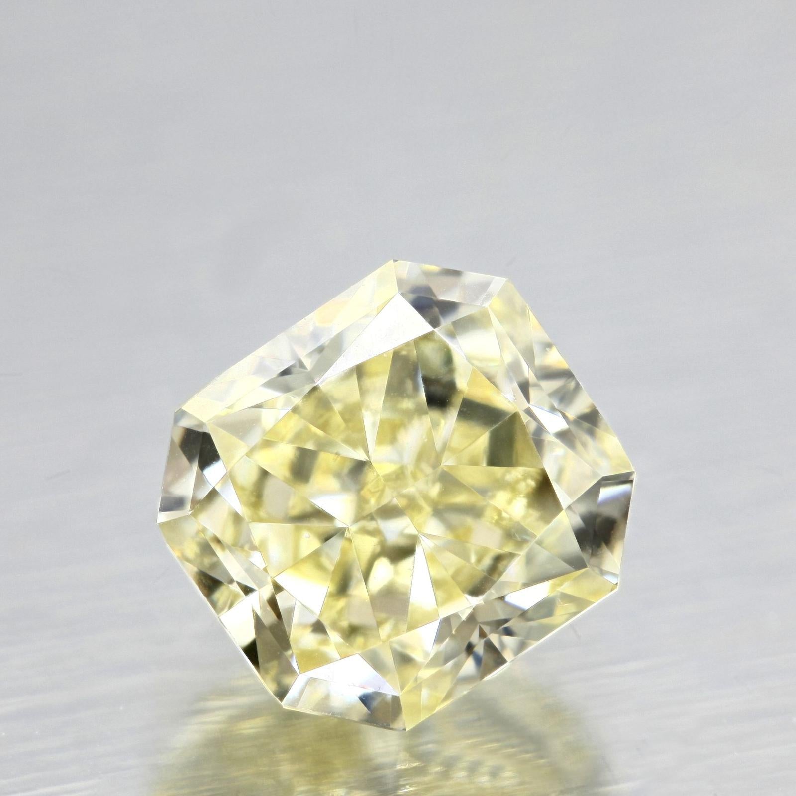 GIA 1 Y - Z-VS1 Radiant Diamond